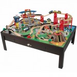 Set trenulete Airport Express KidKraft cu masuta